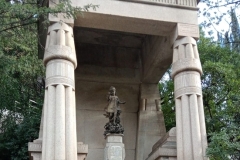 Carrena Ada monumento